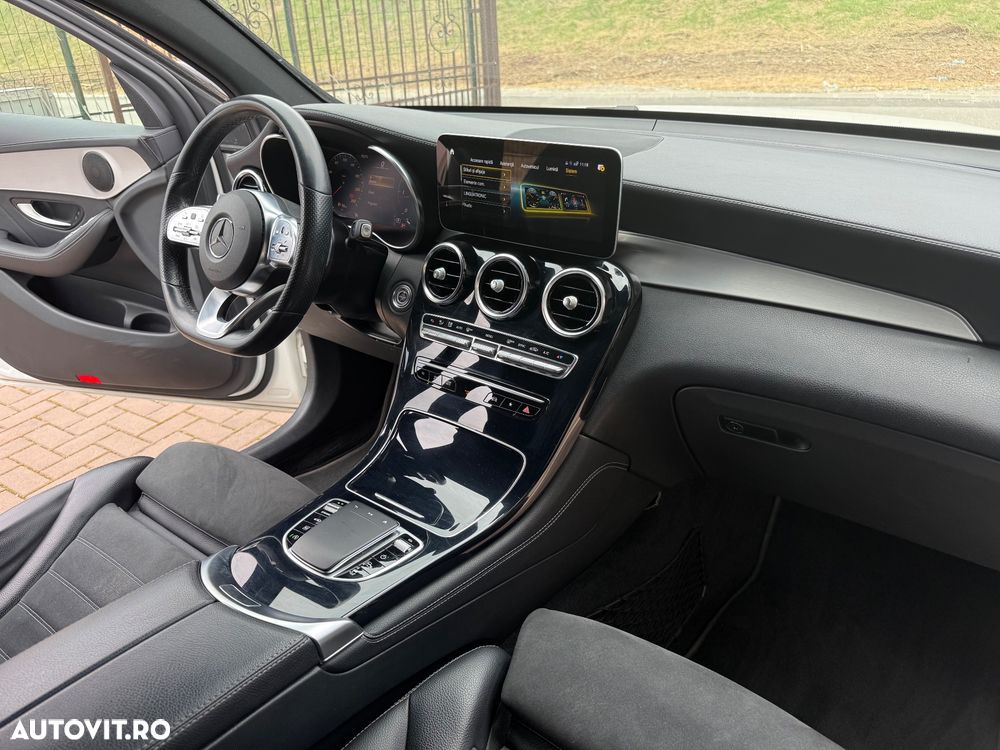 Mercedes-Benz GLC Coupe 220 d 4Matic 9G-TRONIC AMG Line - 9