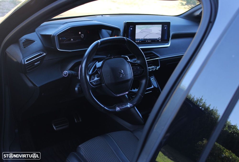 Peugeot 208 1.2 PureTech GT Line EAT8 - 4