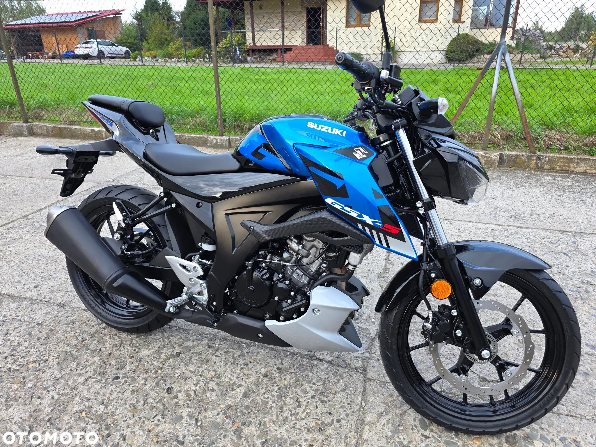 Suzuki GSX - 1