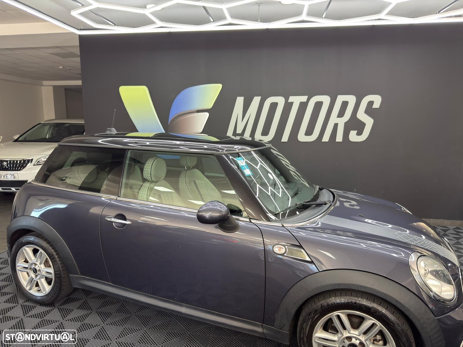 MINI 3 Portas Cooper D - 7