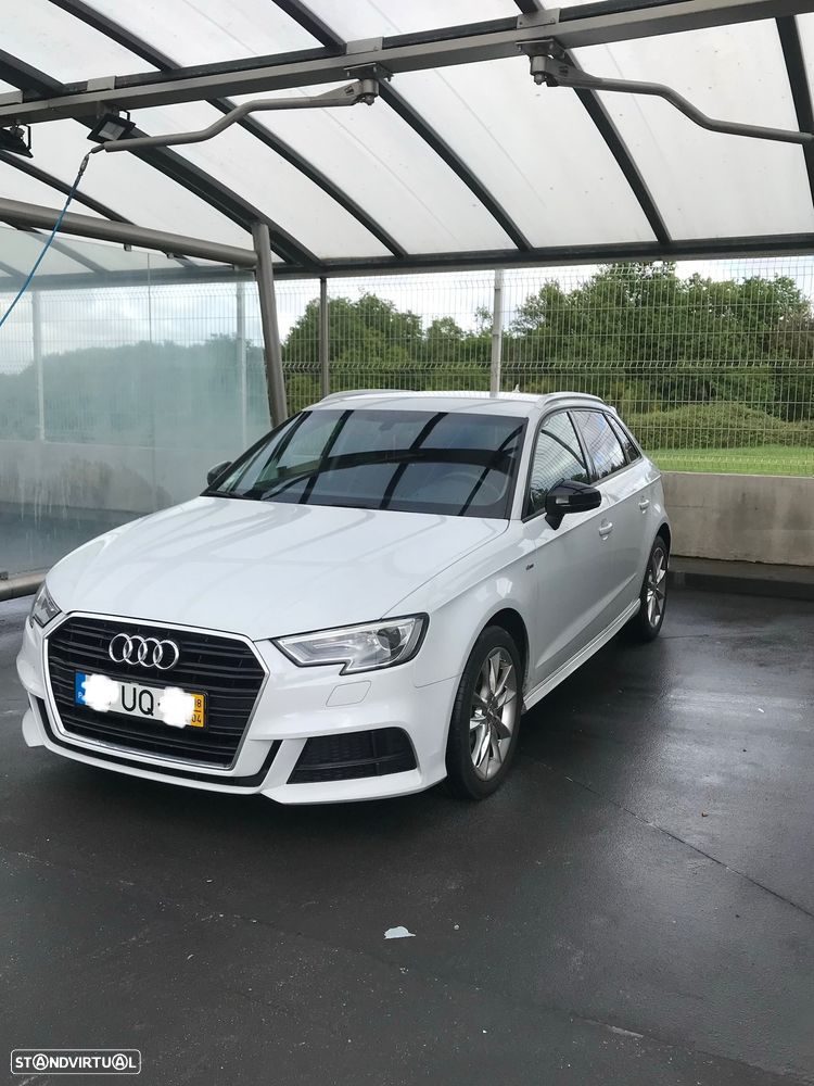 Audi A3 Sportback - 1