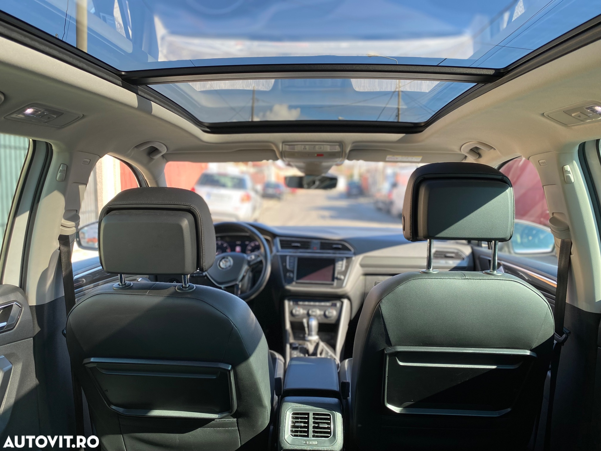 Volkswagen Tiguan 2.0 TDI SCR DSG Elegance - 9