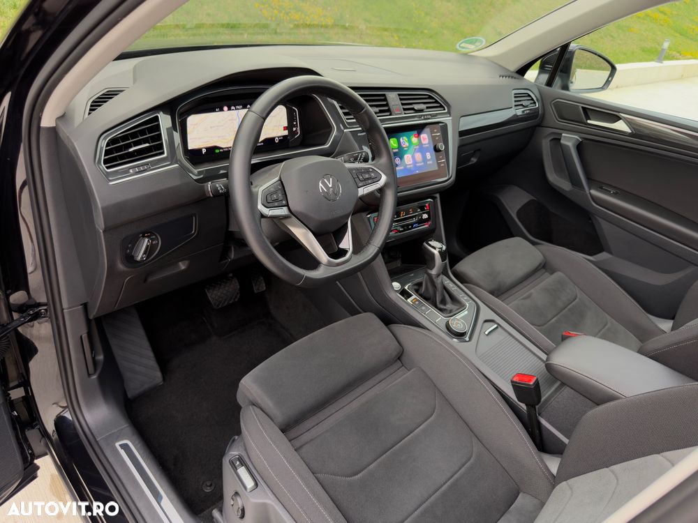 Volkswagen Tiguan 2.0 TDI SCR 4MOTION DSG Elegance - 30