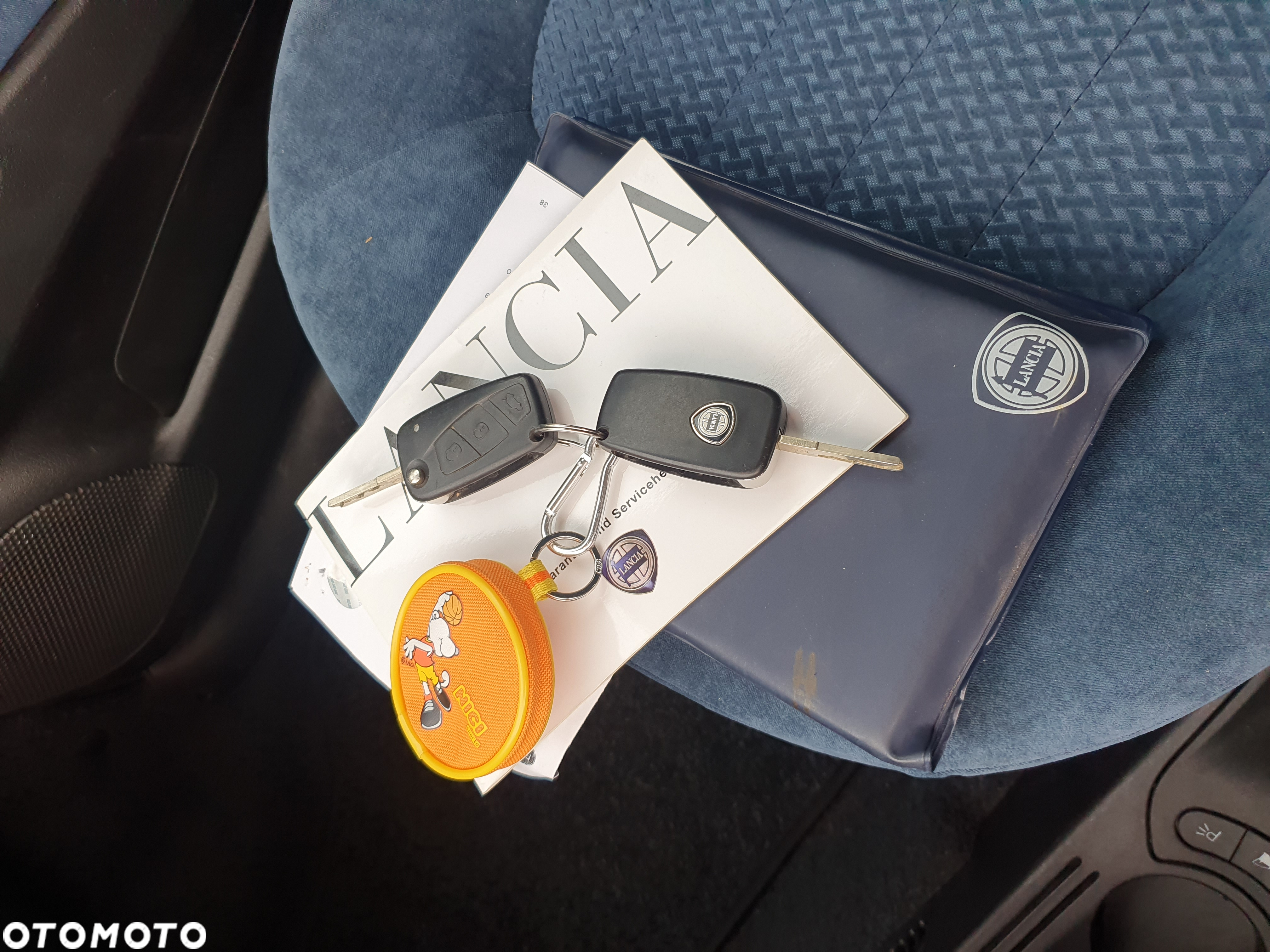 Lancia Ypsilon 1.2 8V Argento (4 os.) - 18