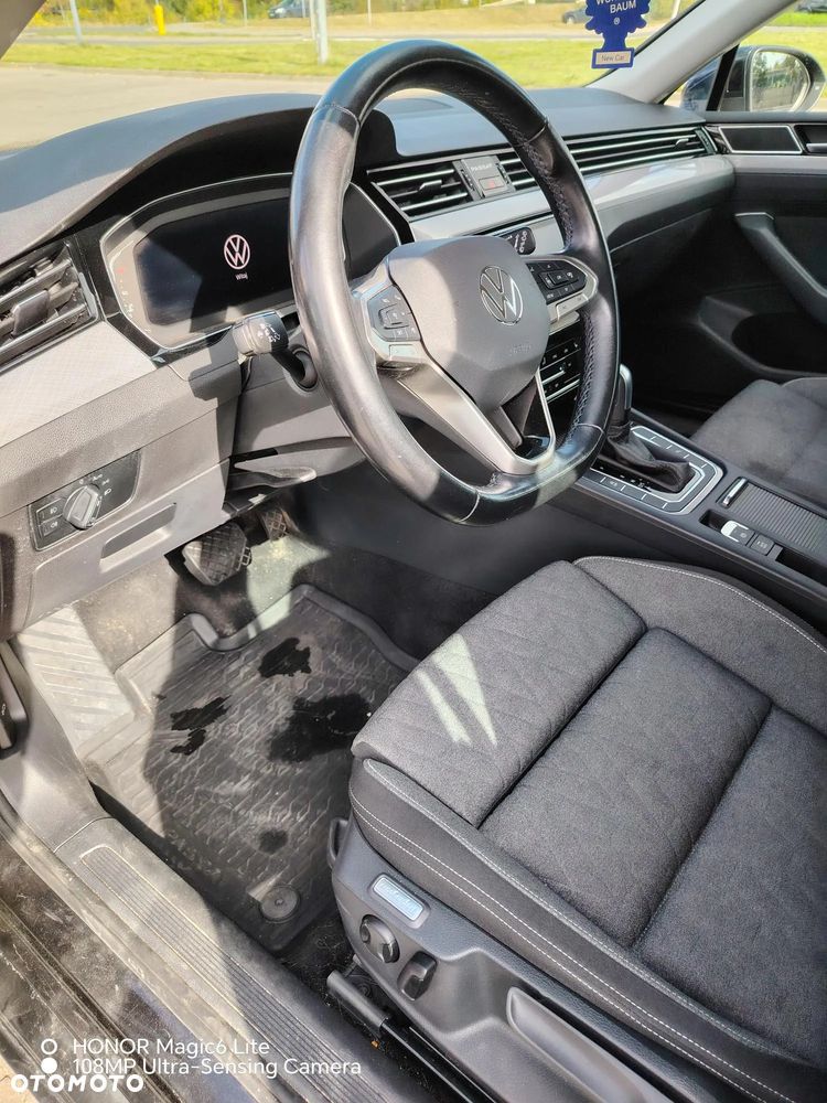 Volkswagen Passat - 27