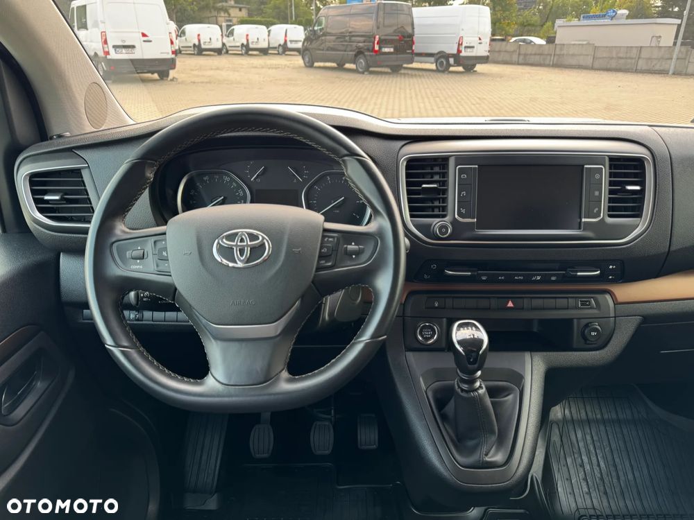 Toyota Proace Verso - 22