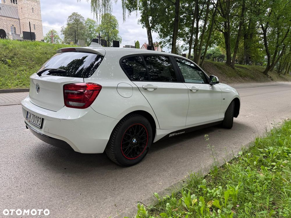 BMW Seria 1 118i Sport Line - 10