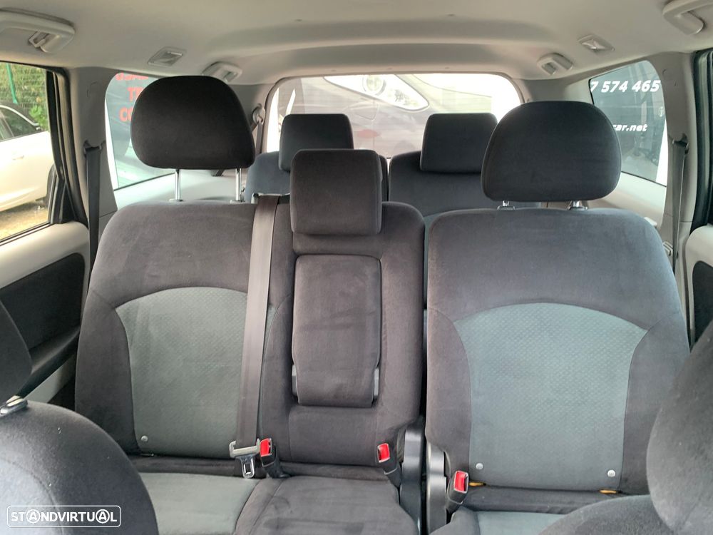 Mitsubishi Grandis 2.0 DI-D Intense P2 - 14