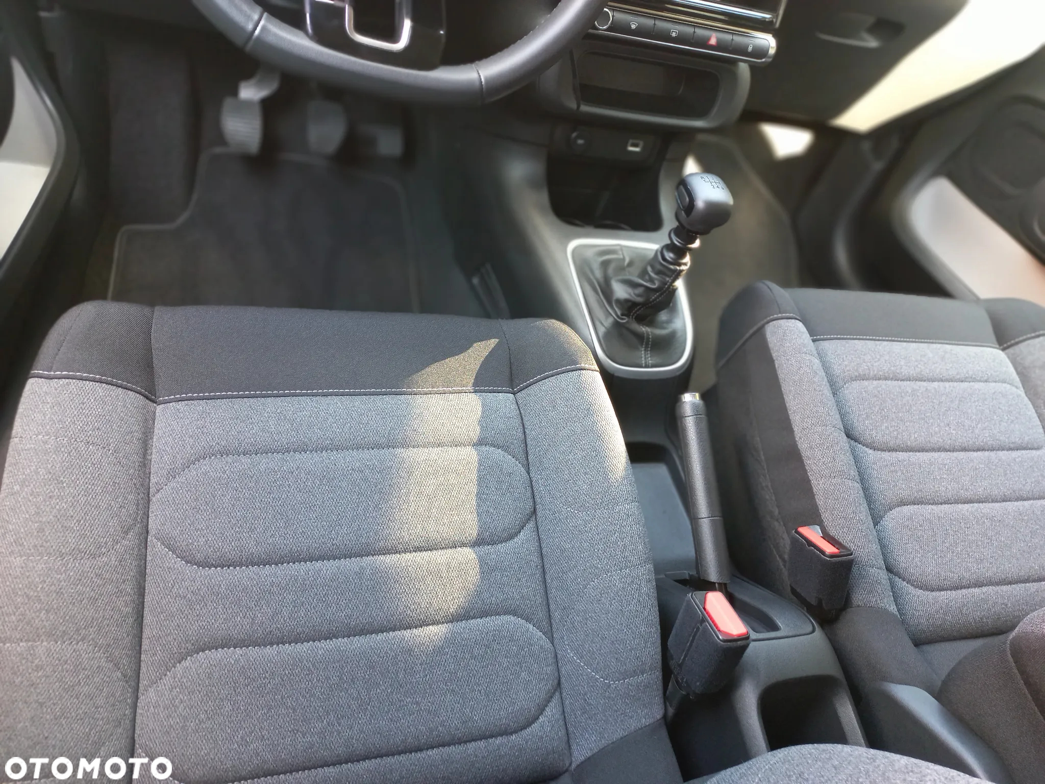 Citroën C3 1.5 BlueHDi C-Series - 15