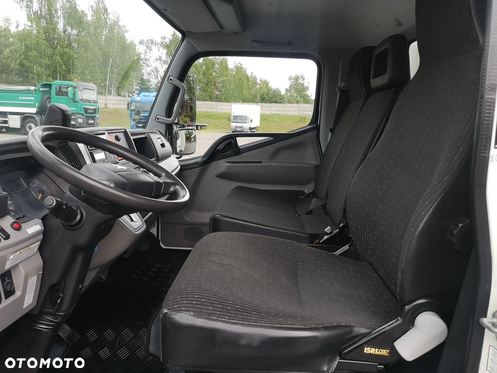 Mitsubishi Fuso Canter 7C18 Kontener + Winda Stan Bardzo Dobry - 23