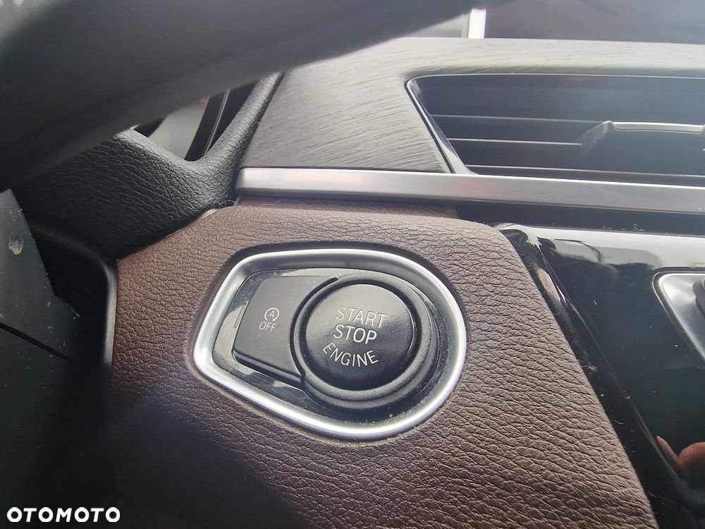 BMW X1 xDrive25i Advantage sport - 20