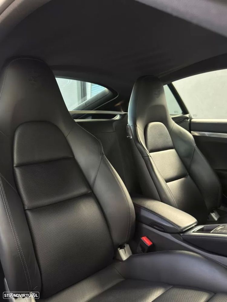 Porsche 718 Cayman 2.5 S PDK — fotografia 30