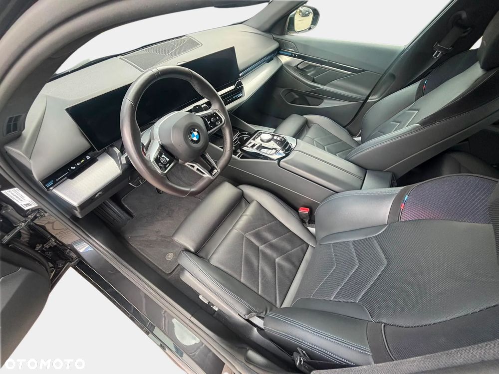 BMW Seria 5 - 13