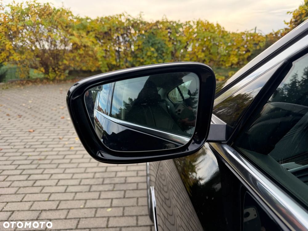 BMW Seria 5 518d Luxury Line - 35
