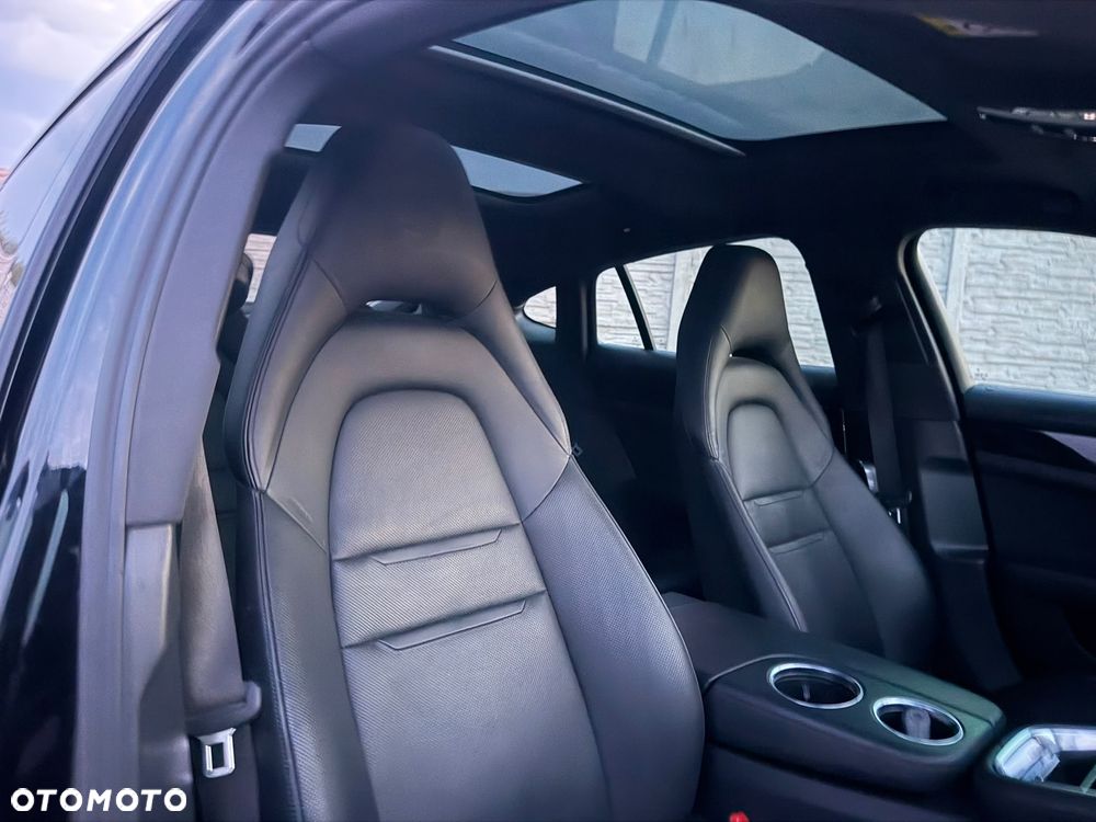 Porsche Panamera 4S E-Hybrid - 10