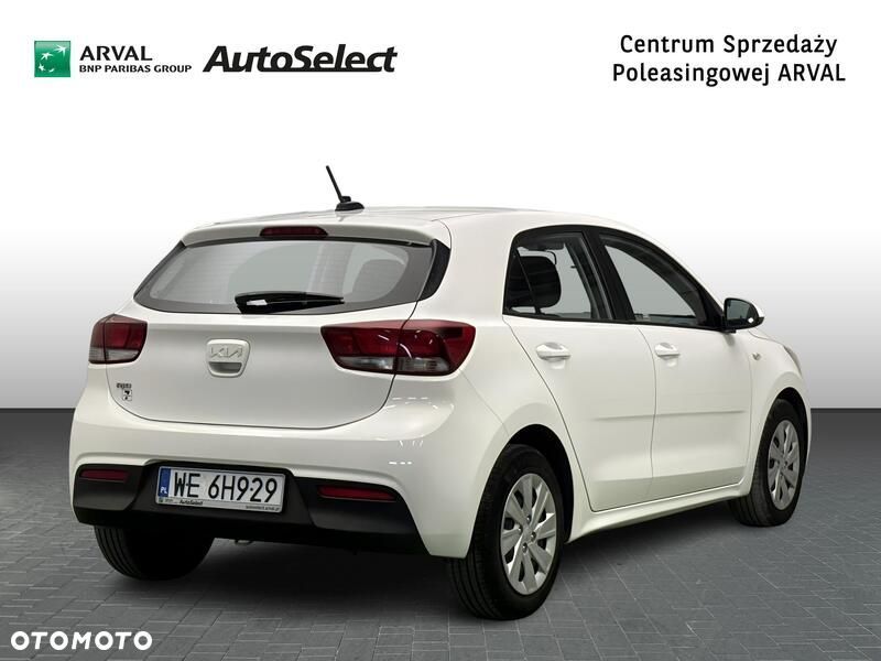 Kia Rio - 6