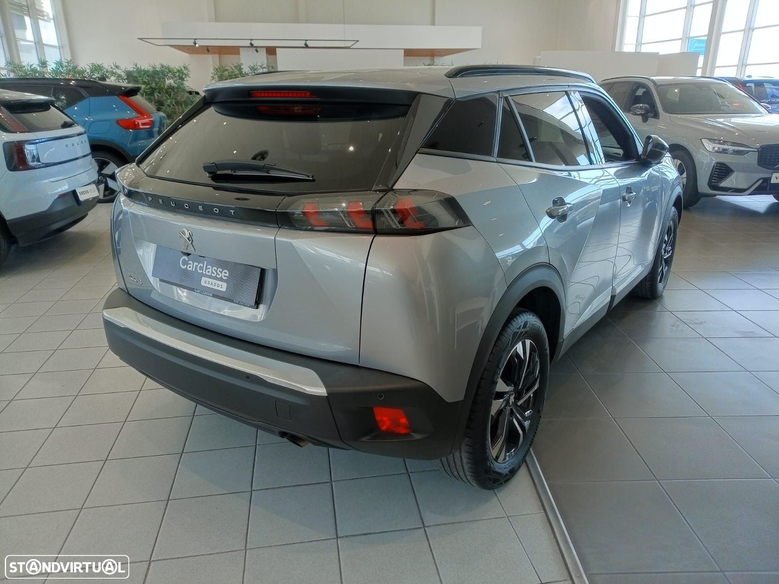 Peugeot 2008 1.2 PureTech Active - 10