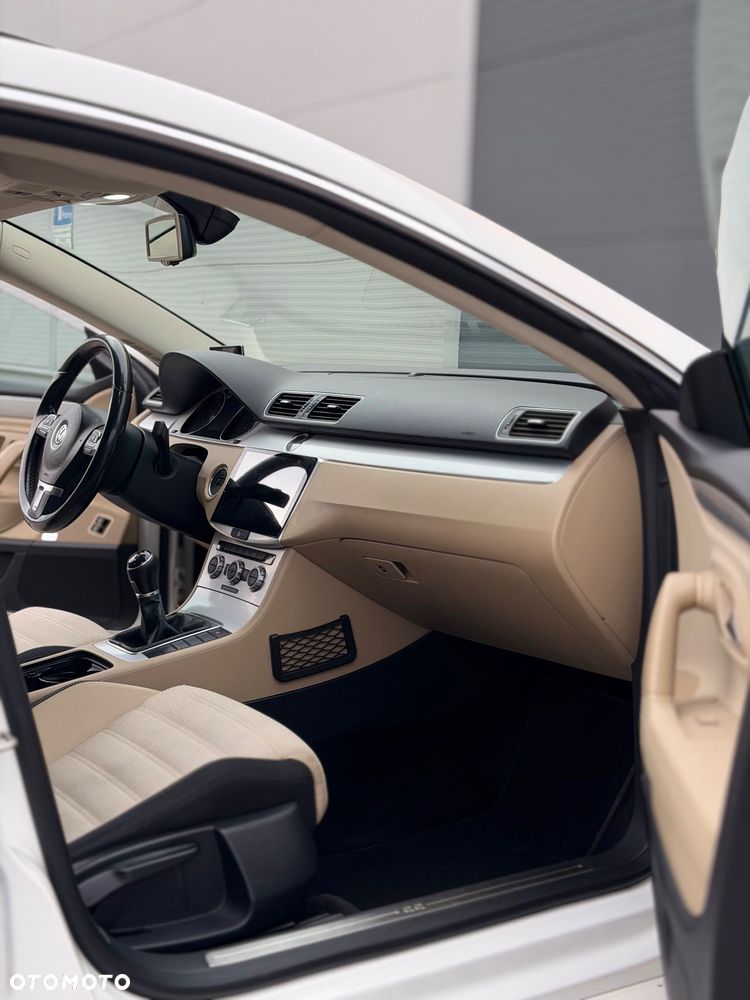 Volkswagen CC - 6