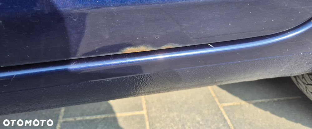 Volkswagen Golf 1.9 TDI DPF Comfortline - 27