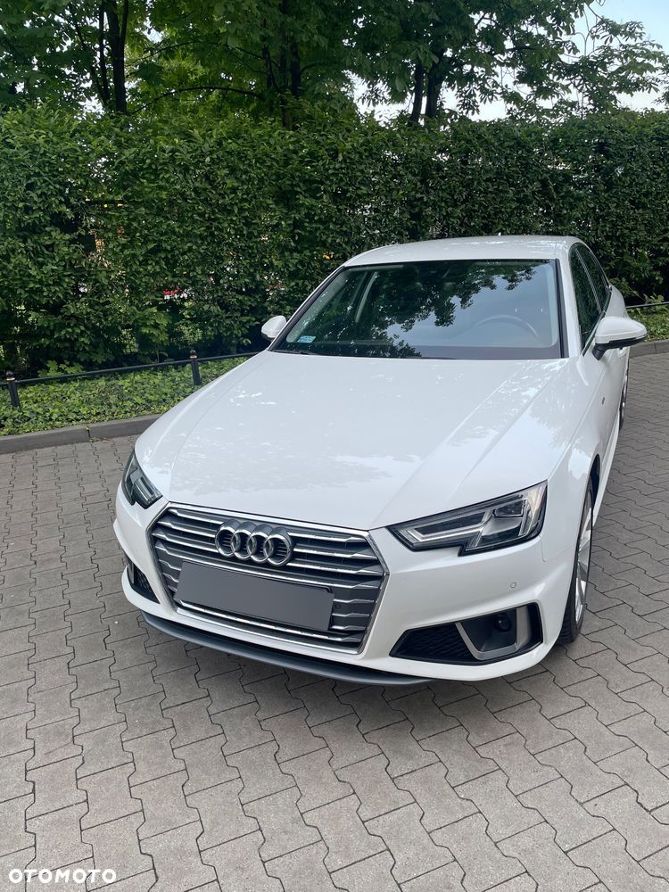 Audi A4 35 TFSI S tronic - 1
