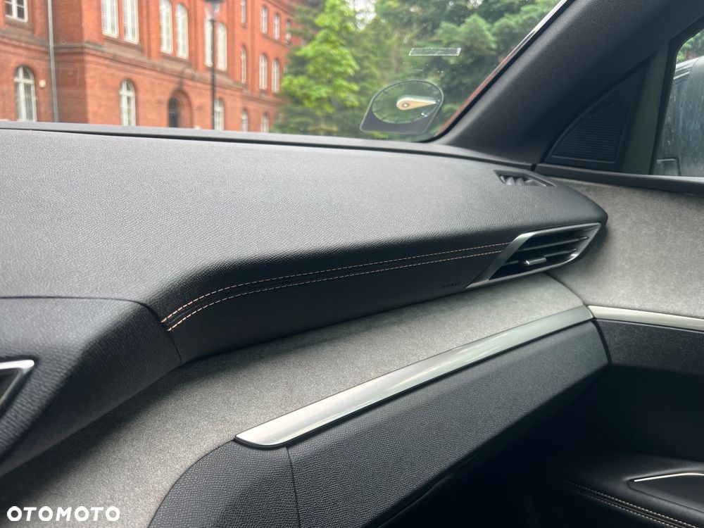 Peugeot 3008 1.2 PureTech GT Pack S&S EAT8 - 18
