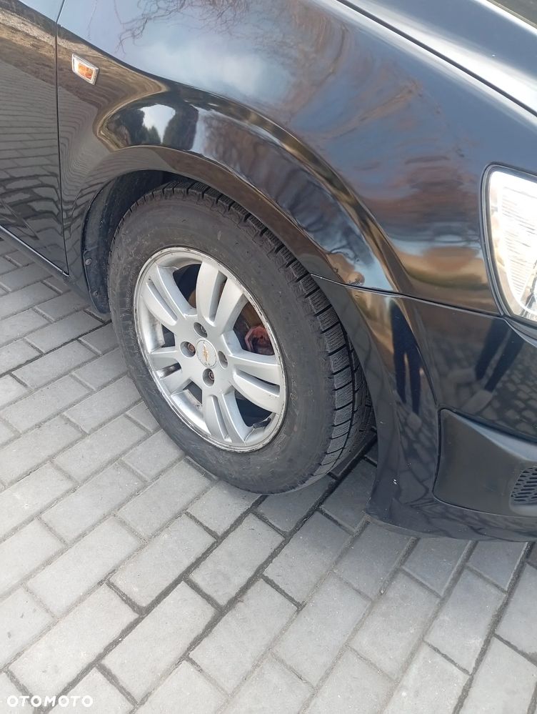 Chevrolet Aveo 1.4 LT - 4