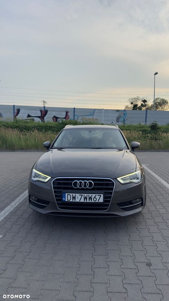Audi A3 Sportback 1.4 TFSI Ambition - 1