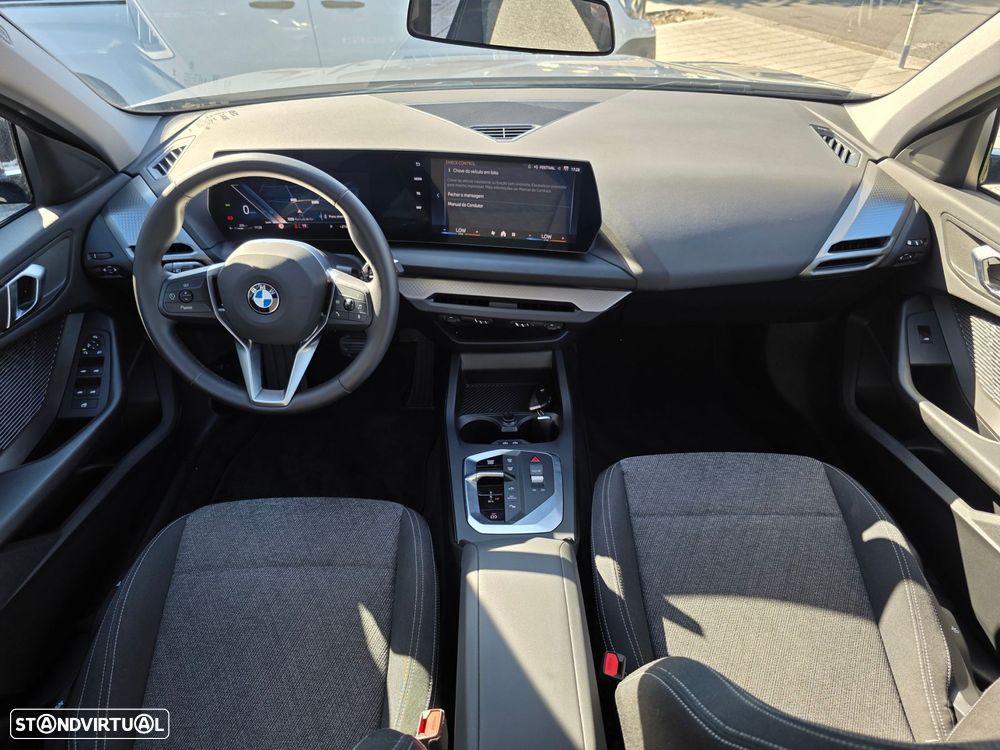 BMW 116 Standard — fotografia 20