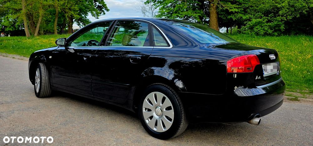 Audi A4 Limousine - 7