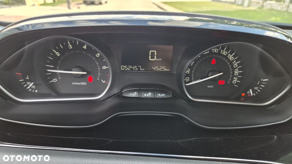 Peugeot 208 82 PureTech Style - 14