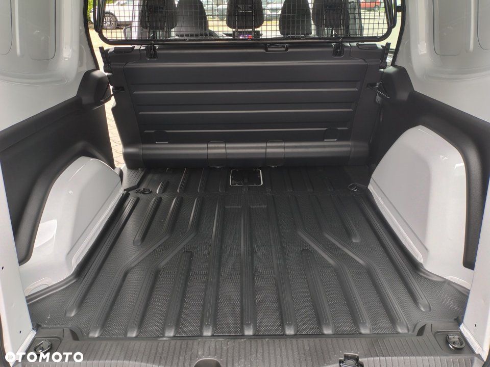 Nissan Townstar - 13