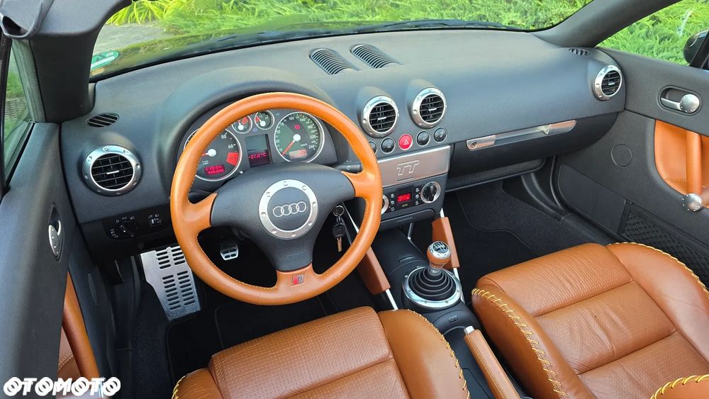 Audi TT Roadster 1.8 T - 12