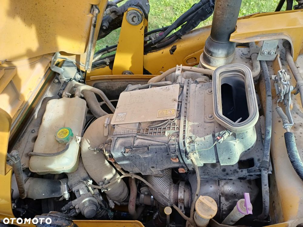 Caterpillar 432 - 11