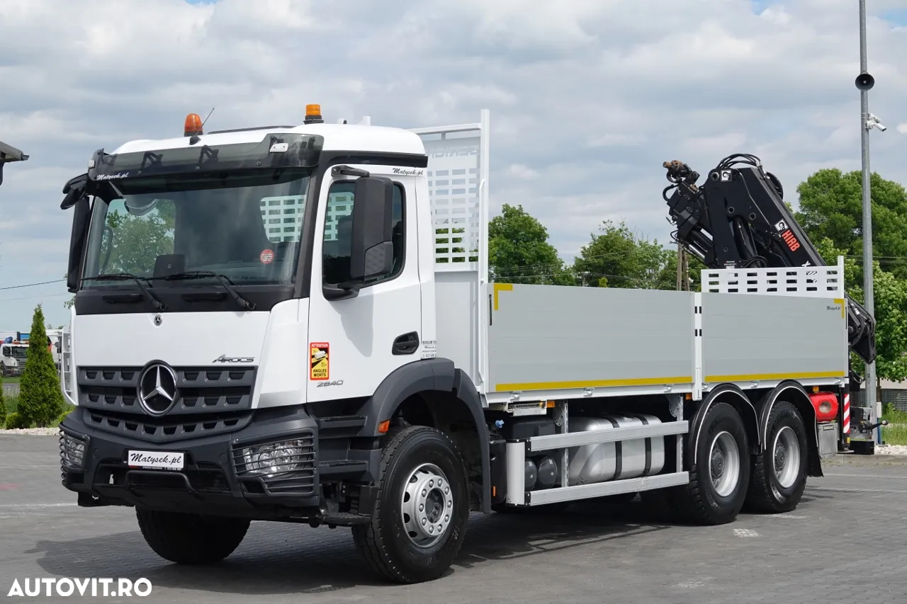 Mercedes-Benz AROCS 2640/ 6x4 / TRANSMISIE - 6,5 M / HDS HIAB 158 DS-4 / extensie: 12,5 M / EURO 6 / RADIOCOMANDĂ / ROTATOR / FURCI / 2020 - 6