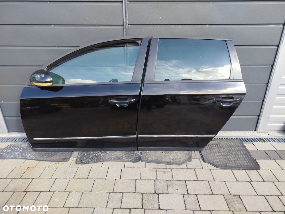 VW Passat B5  FL drzwi prawe tylne LC9Z - 3