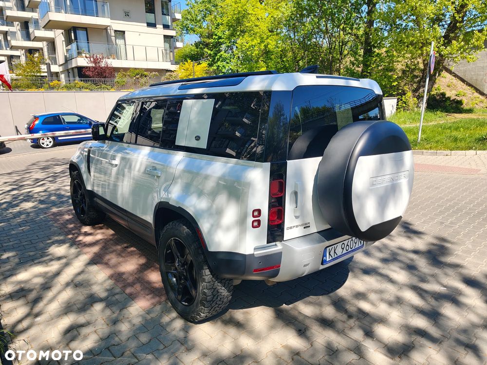Land Rover Defender 110 P400 SE - 9