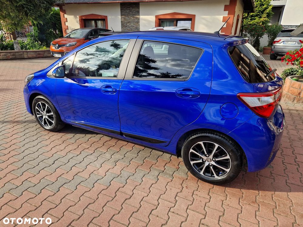 Toyota Yaris 1.5 Premium CVT - 33