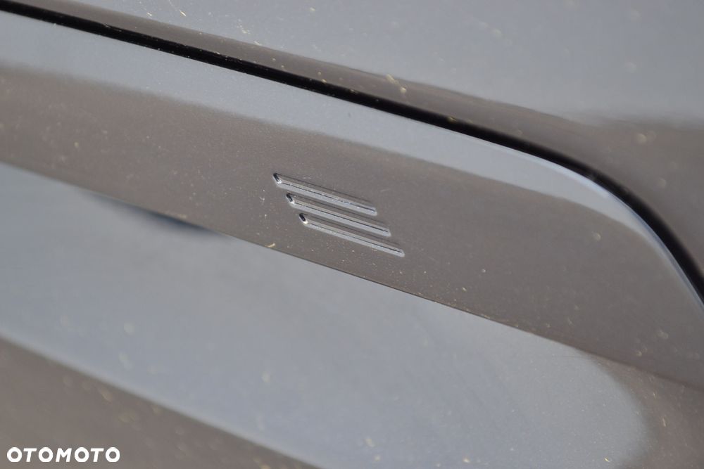 BMW Seria 5 520d xDrive - 15