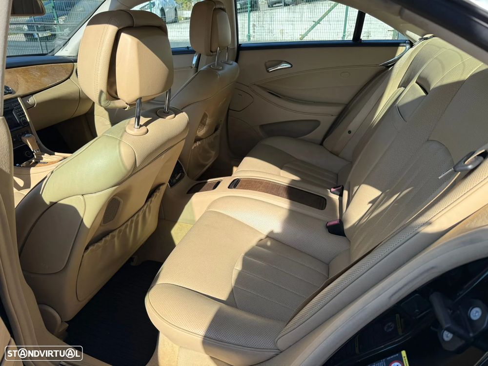 Mercedes-Benz CLS 320 CDI - 10
