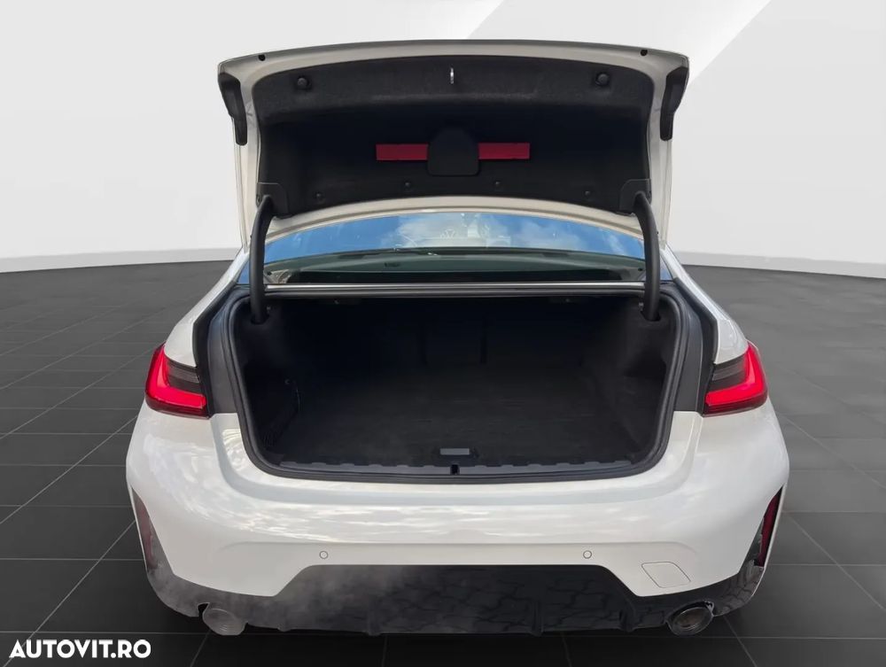 BMW Seria 3 320e Aut. M Sport - 16