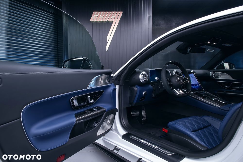 Mercedes-Benz AMG GT - 16