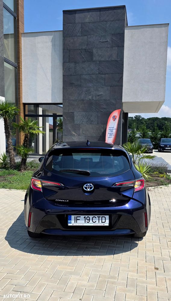 Toyota Corolla 1.8 HSD Business - 7