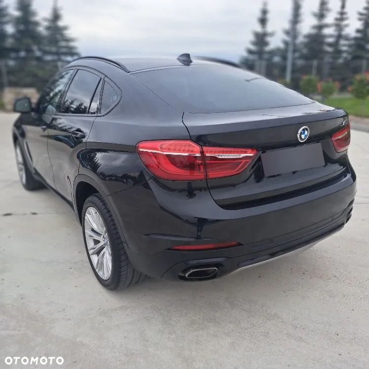 BMW X6 xDrive40d - 10