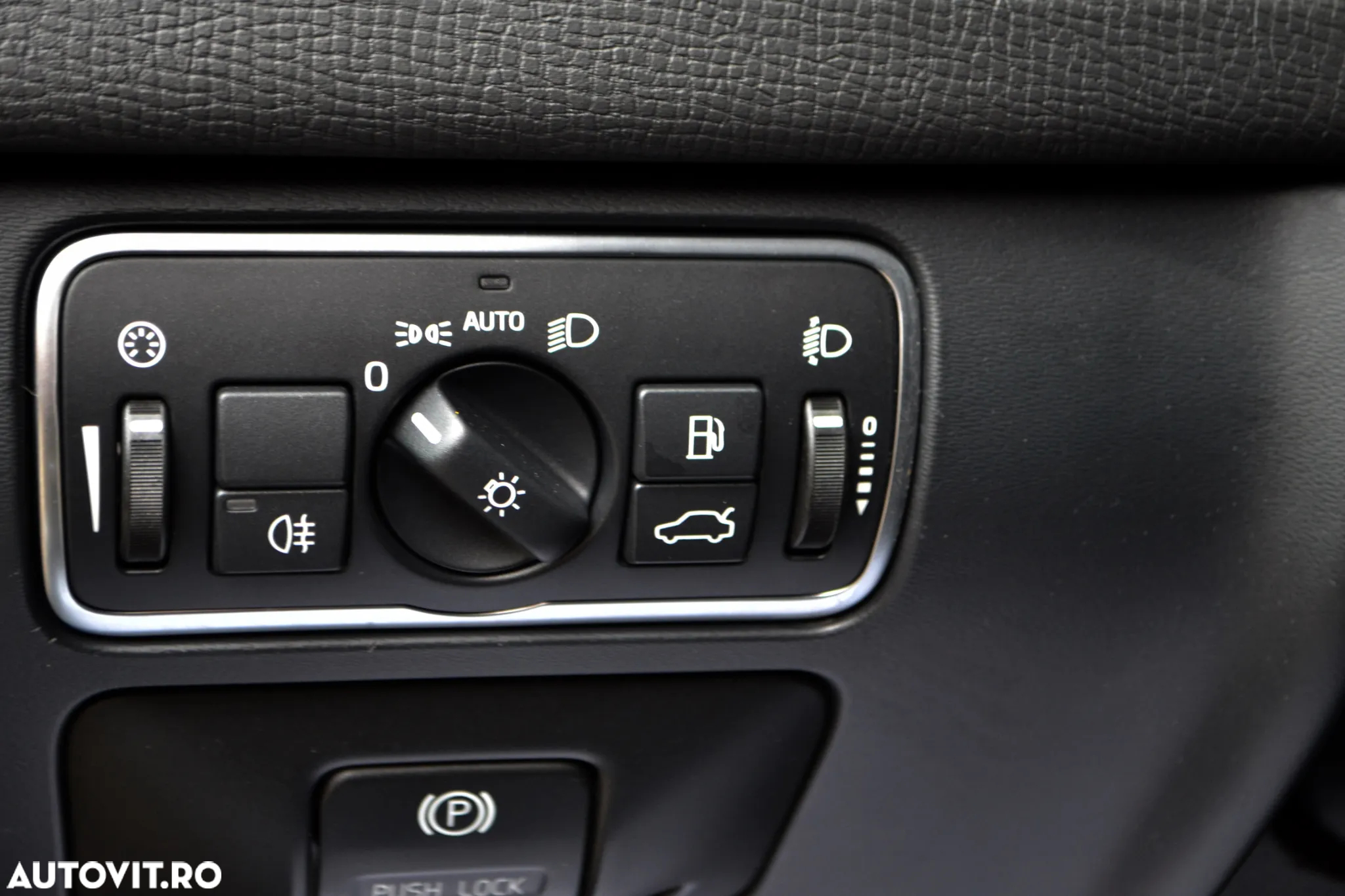 Volvo XC 60 D5 AWD Geartronic Summum - 15