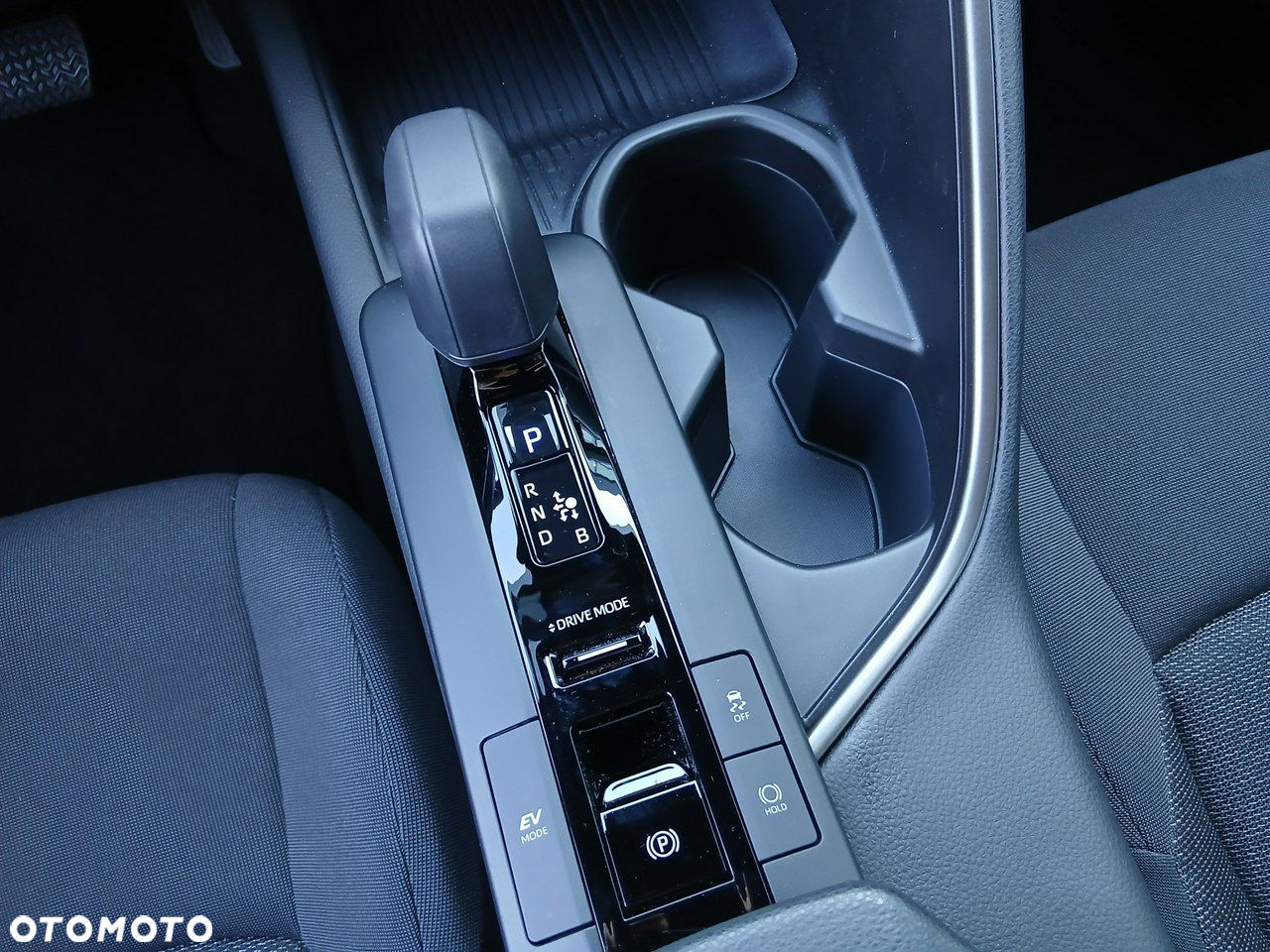 Toyota C-HR 1.8 Hybrid Comfort - 18