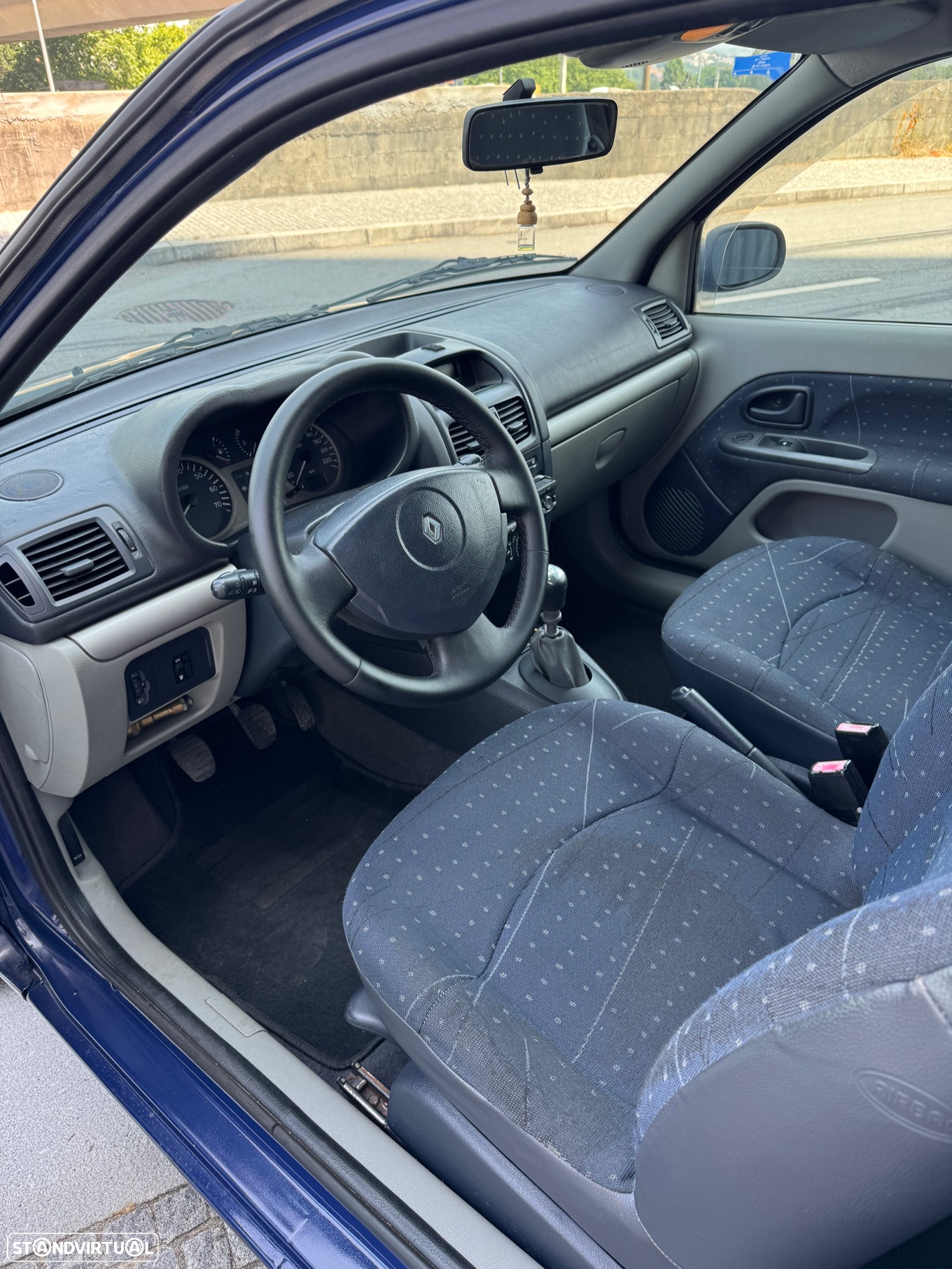Renault Clio 1.2 16V Dynamique - 9