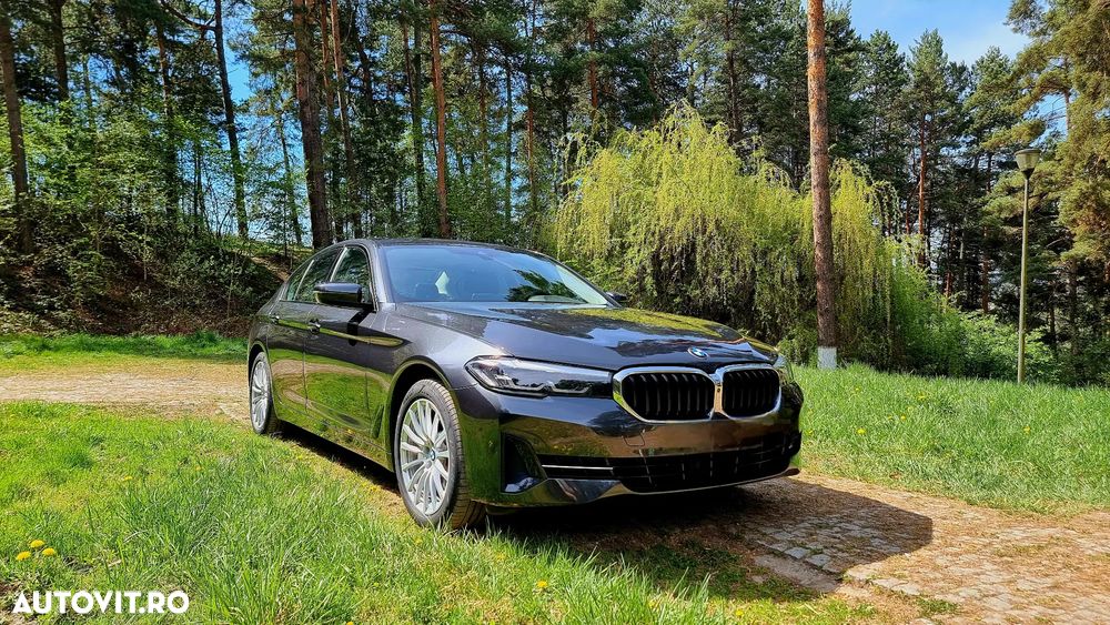 BMW Seria 5 530e Aut. Luxury Line - 1