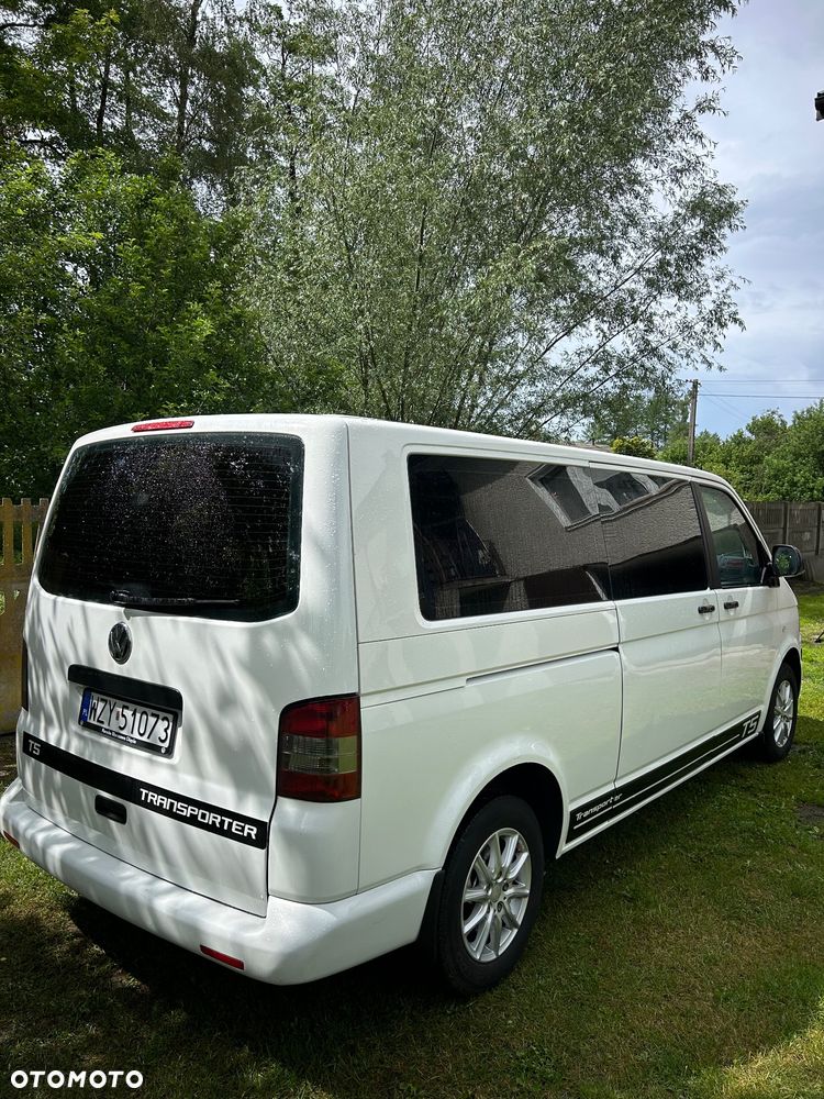 Volkswagen Caravelle - 5