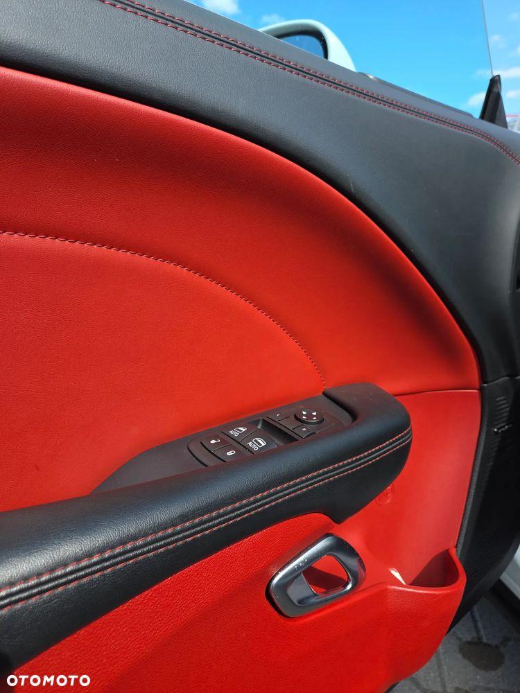 Dodge Challenger 6.4 Scat Pack Widebody - 15