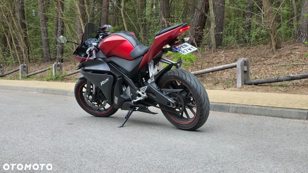 Yamaha YZF - 3
